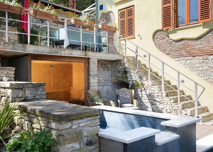 Casa Castel - Old Town House Casa vacanze