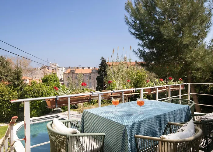 Casa Castel - Old Town House Casa vacanze