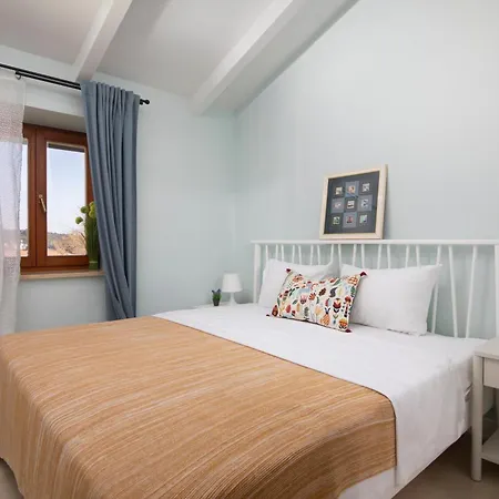 Casa Castel - Old Town House Pula