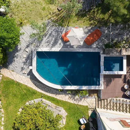 Dom wakacyjny Casa Castel - Old Town House Pula